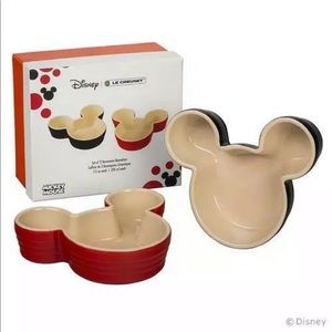 NWT Le Creuset Ramekins _Disney